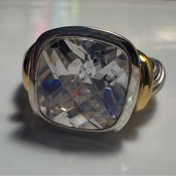 Vintage “Best” Signed Two Tone Statement Ring | Cushion Cut Crystal | Size 7.5 - Picture 3 of 12
